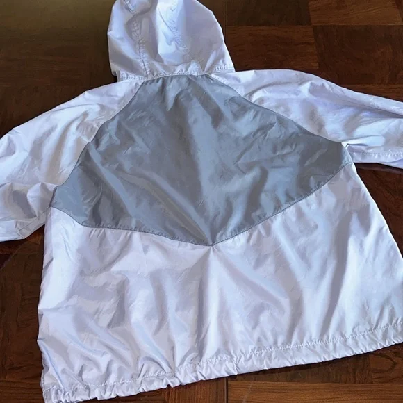 Columbia *NWOT* Women’s May Valley Windbreaker - Picture 12 of 15
